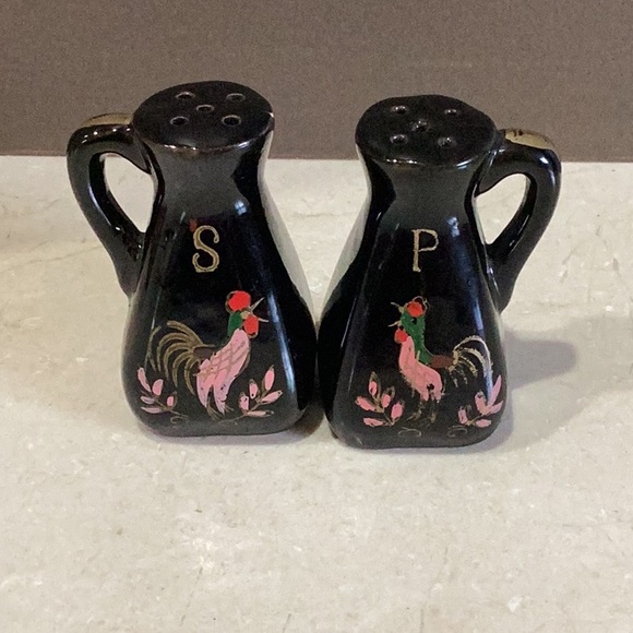 Vintage Other - Japan Redware Black Hand Painted Rooster Theme Salt & Pepper Shakers